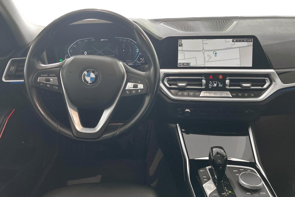 BMW 330e 2,0 Touring Sport Line aut. 5d
