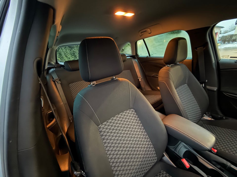 Opel Astra 1,0 T 105 Enjoy Sports Tourer 5d