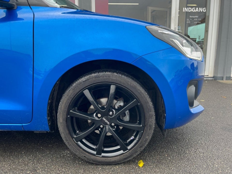 Suzuki Swift 1,0 Boosterjet mHybrid Exclusive Hit 5d