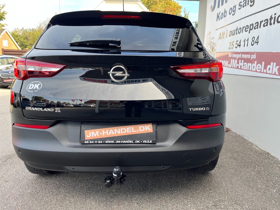 Opel Grandland X 1,5 CDTi 130 Enjoy 5d