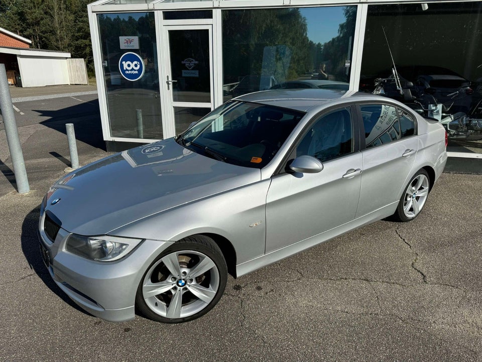 BMW 318i 2,0  4d