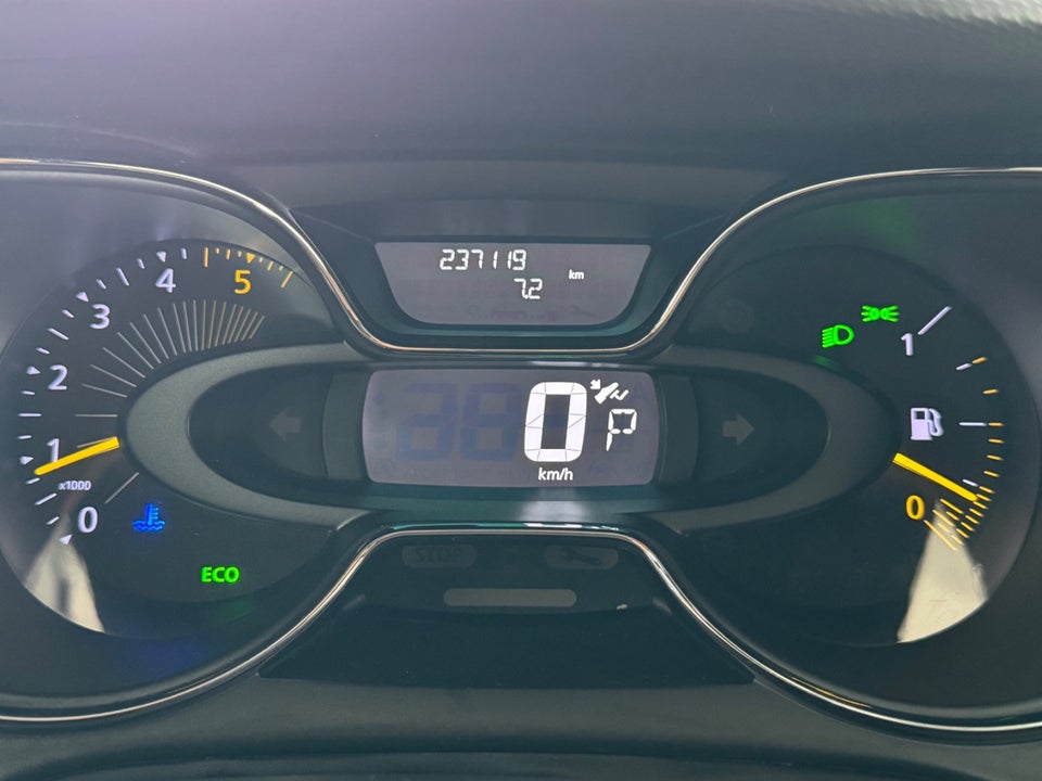 Renault Captur 1,5 dCi 90 Dynamique EDC 5d