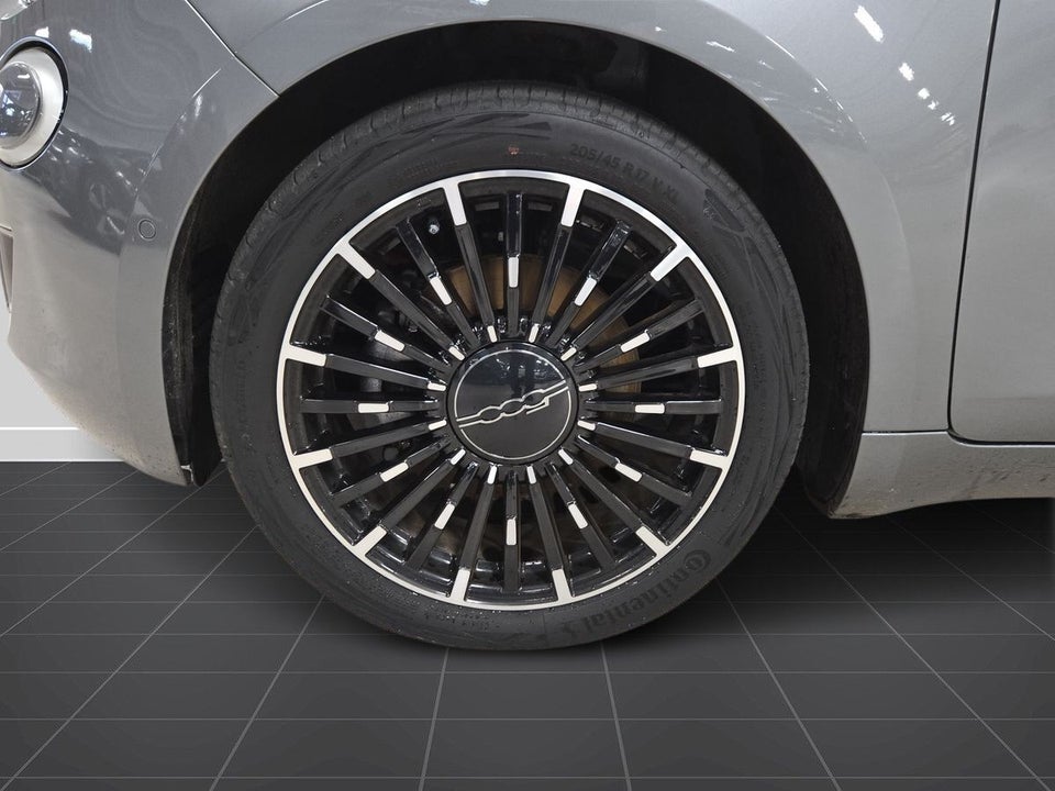 Fiat 500e 42 la Prima 3d