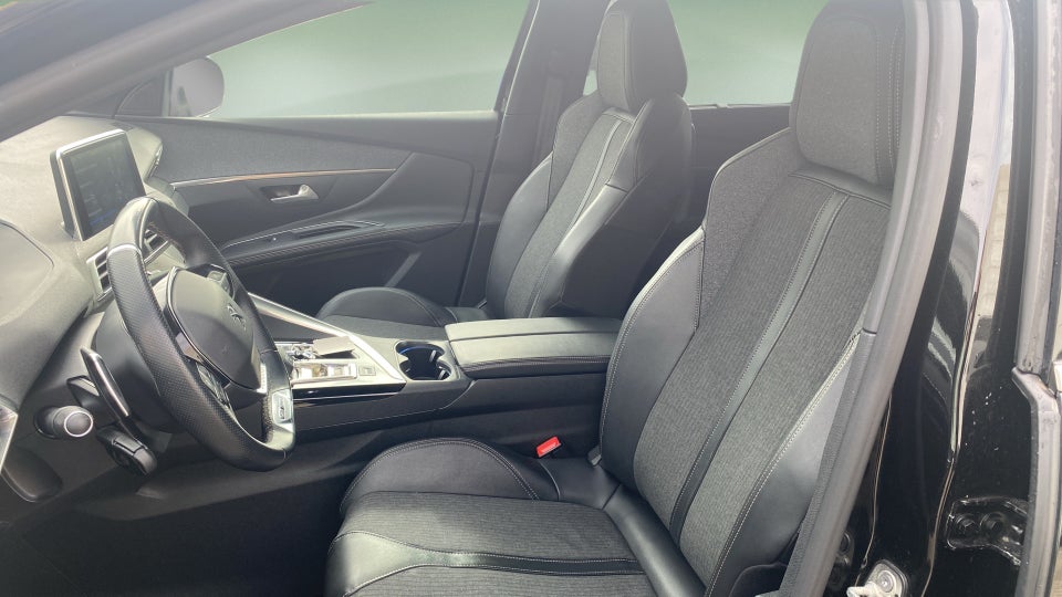 Peugeot 5008 1,5 BlueHDi 130 GT Line EAT8 7prs 5d