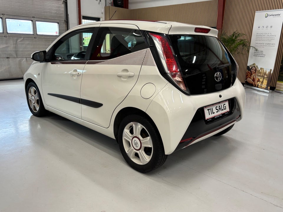 Toyota Aygo 1,0 VVT-i x-pose 5d