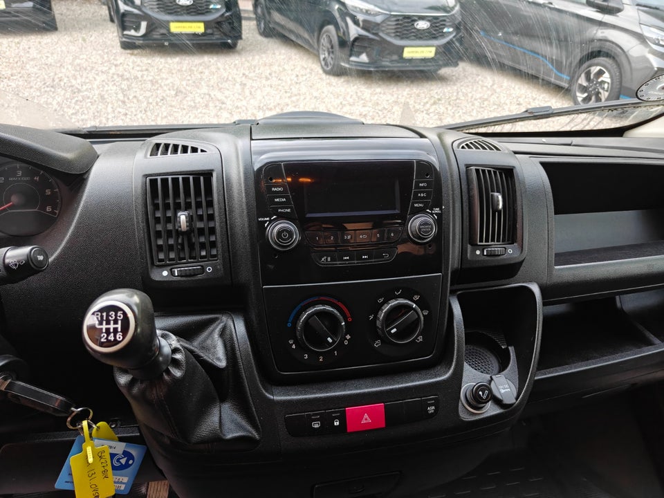 Peugeot Boxer 335 2,2 HDi 130 Ladvogn L3 2d