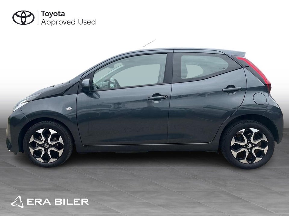 Toyota Aygo 1,0 VVT-i x-plore 5d