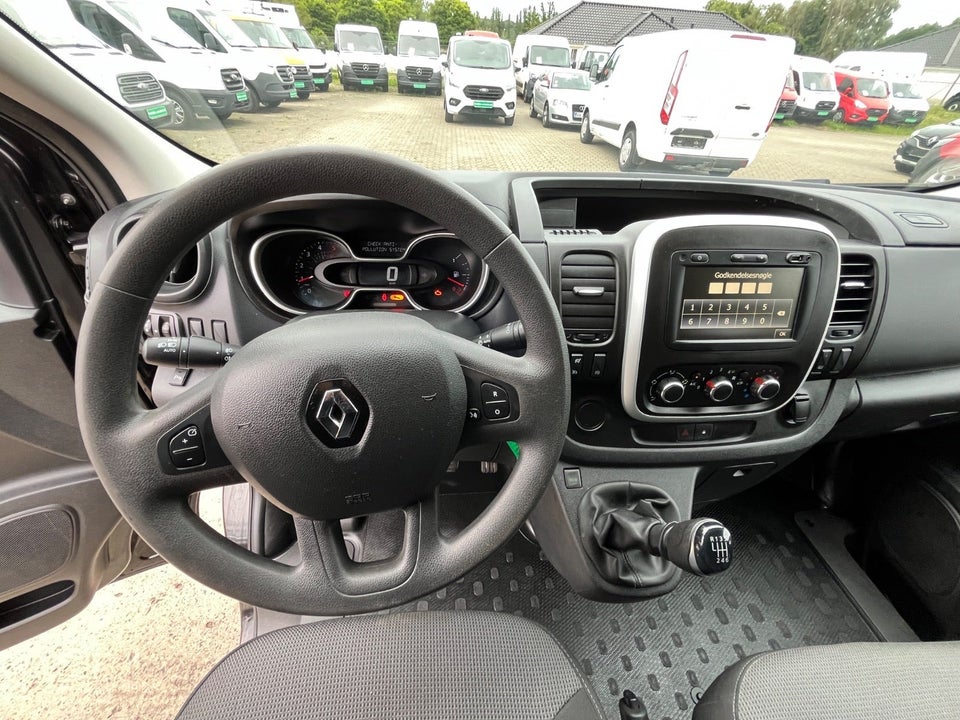 Renault Trafic T29 2,0 dCi 120 L2H1