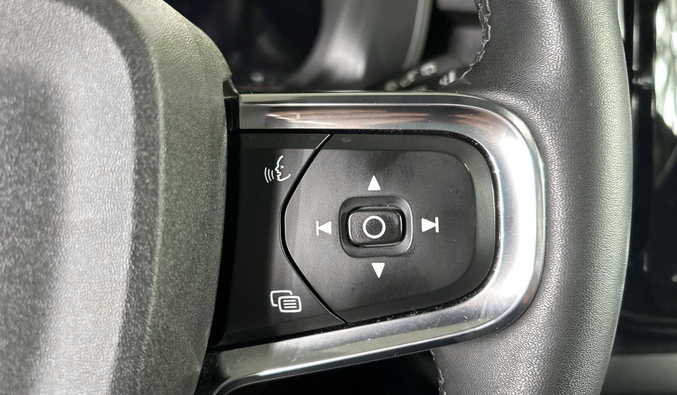 Volvo XC40 P6 ReCharge Core 5d