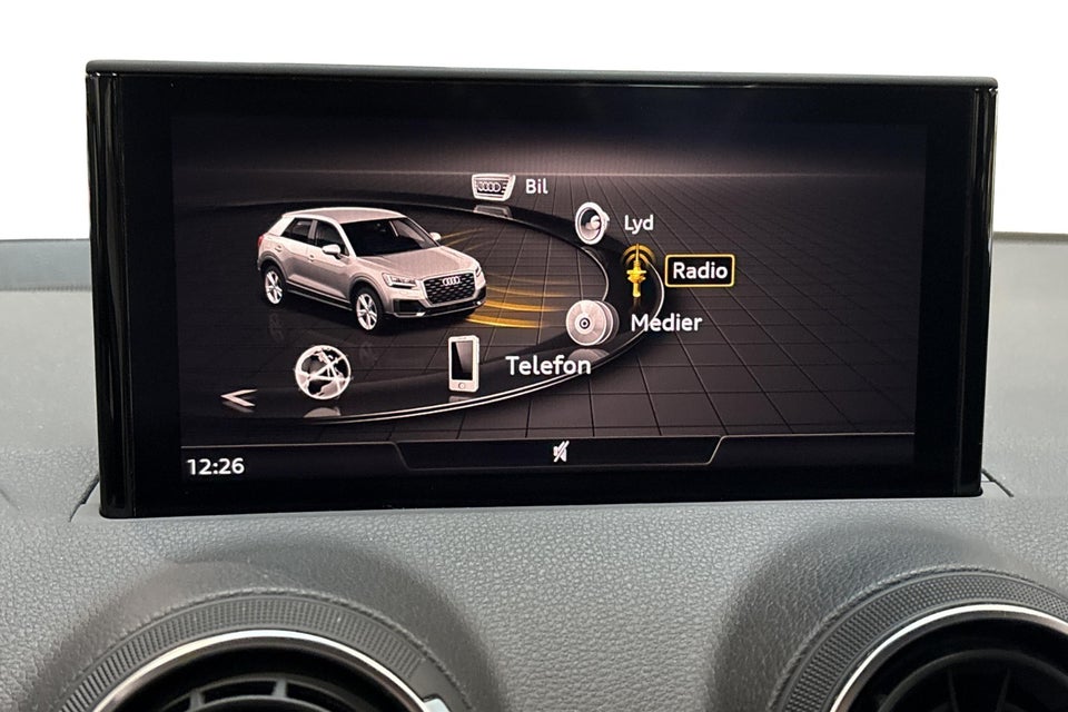 Audi Q2 35 TFSi Prestige S-tr. 5d