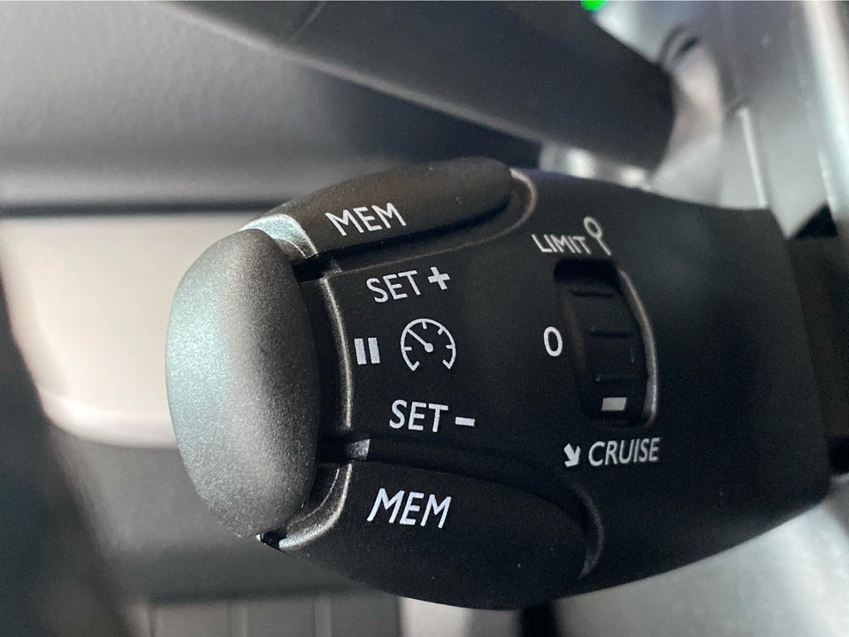 Peugeot e-Traveller 75 L2 Business