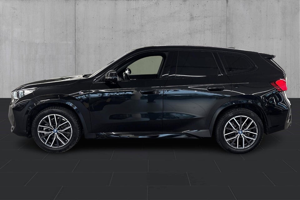 BMW iX1 xDrive30 M-Sport 5d