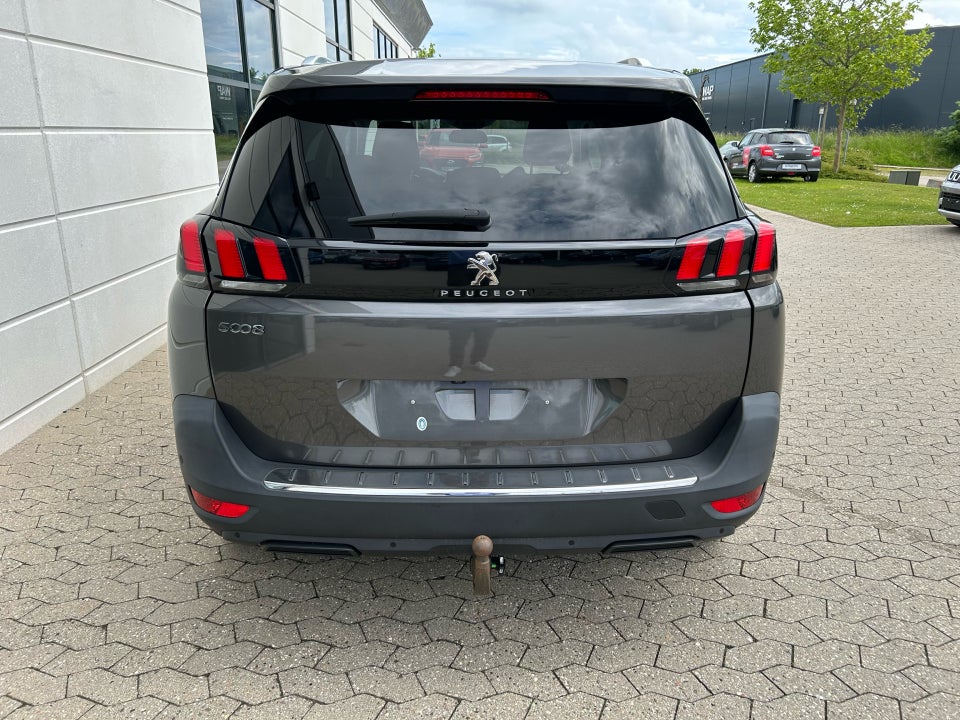 Peugeot 5008 1,5 BlueHDi 130 Allure EAT8 7prs 5d