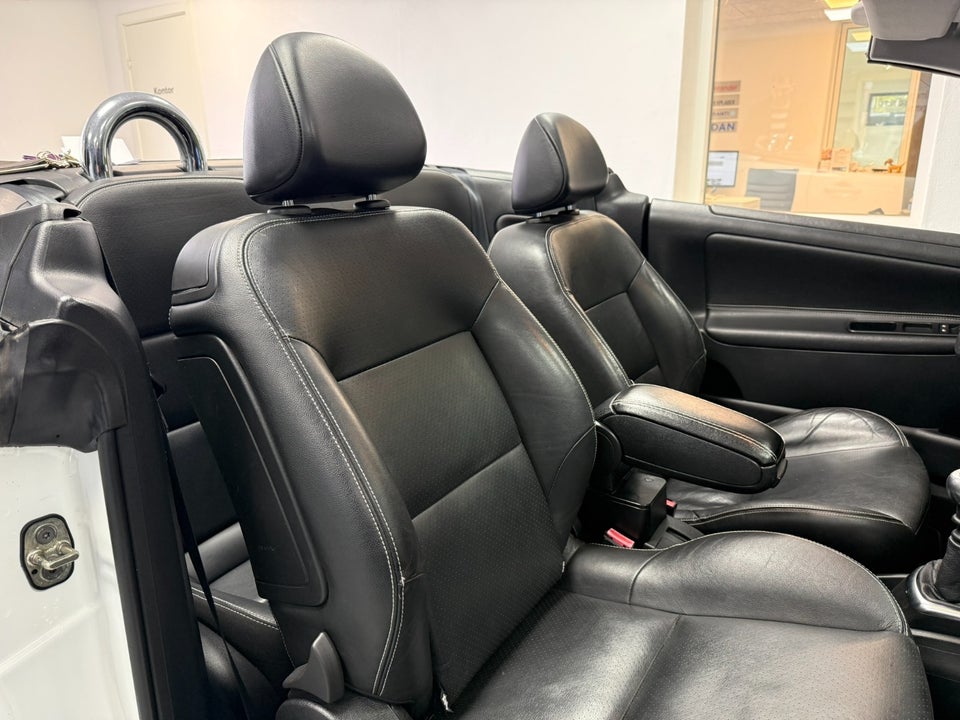 Peugeot 207 1,6 THP 156 Sport CC 2d