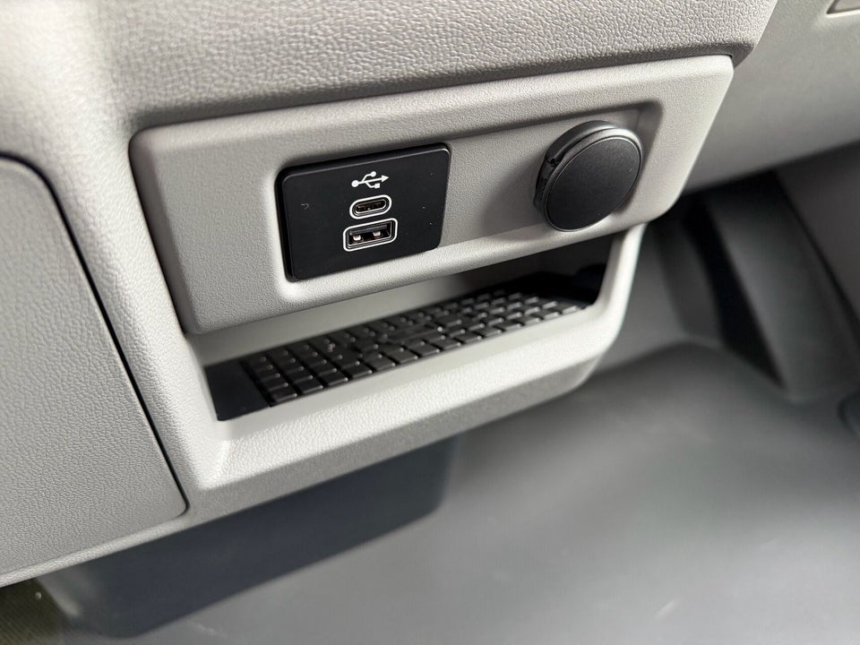 Ford E-Transit Custom 320 L1 64 Limited