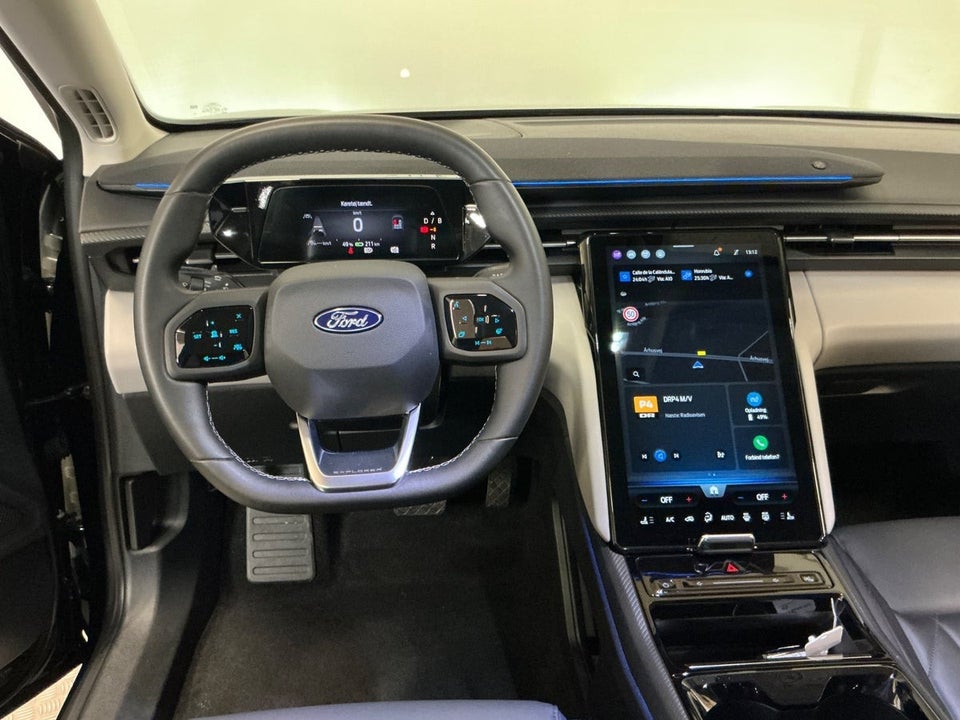 Ford Explorer 77 Premium Extended Range 5d