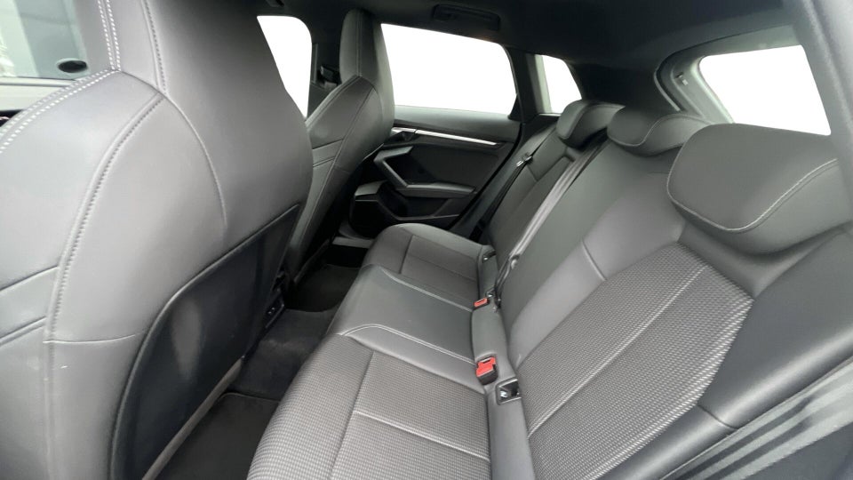 Audi A3 40 TFSi e S-line Sportback S-tr. 5d