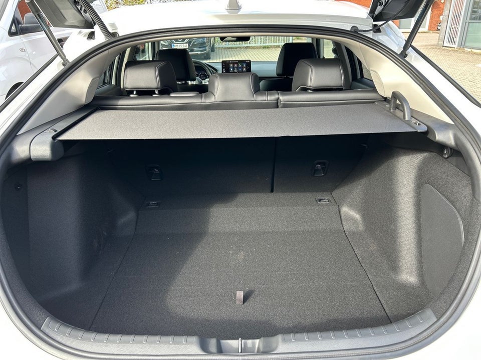 Honda Civic 2,0 e:HEV Advance eCVT 5d