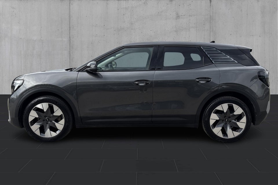 Ford Explorer 77 Premium Extended Range 5d