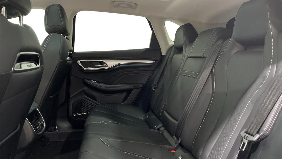 MG Marvel R Performance 5d