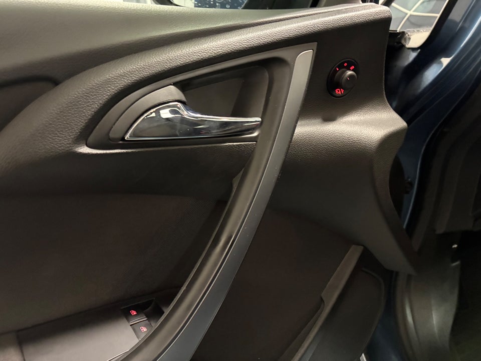 Opel Astra 1,4 T 140 Enjoy Sports Tourer aut. 5d