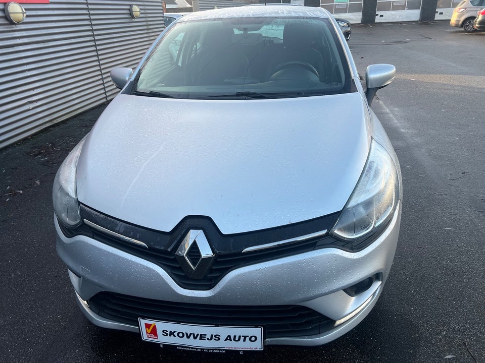 Renault Clio IV 1,5 dCi 90 Zen 5d