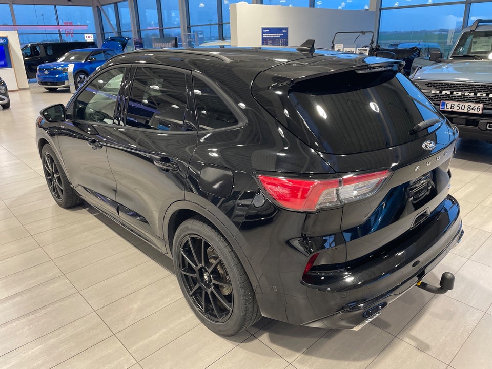 Ford Kuga 2,5 PHEV ST-Line X CVT 5d