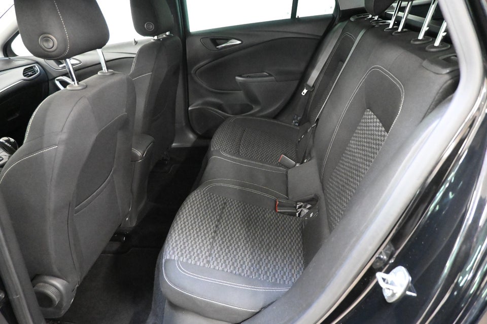 Opel Astra 1,4 T 150 Enjoy Sports Tourer 5d