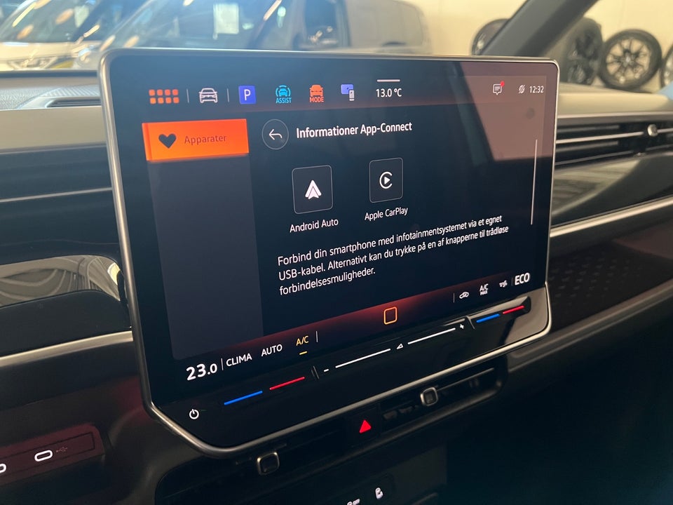 VW ID.Buzz 86 Life 7prs LWB 5d