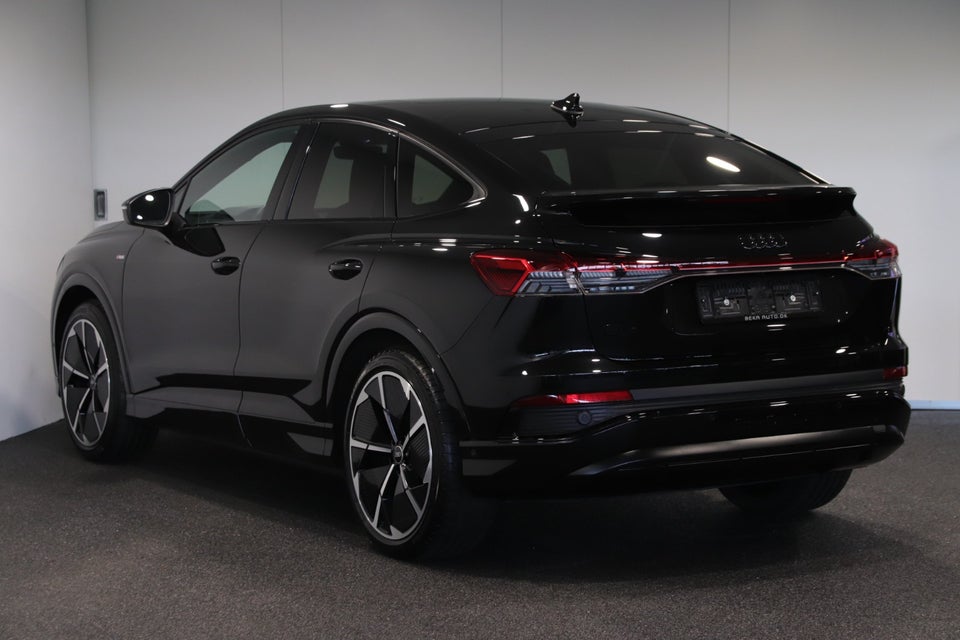 Audi Q4 e-tron 40 S-line Sportback 5d