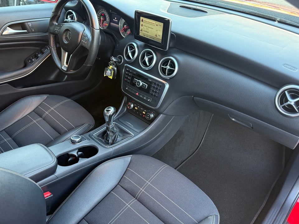 Mercedes A200 2,2 CDi Urban 5d