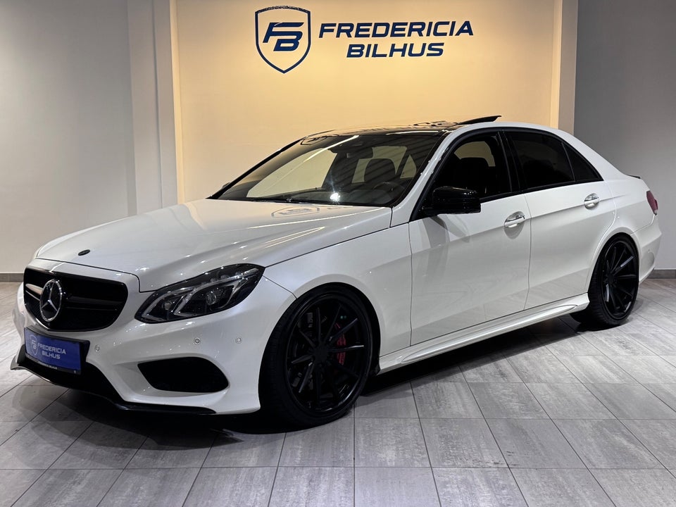 Mercedes E500 4,7 AMG Line aut. 4Matic 4d