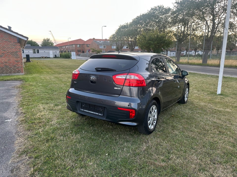 Kia Rio 1,2 CVVT Limited 5d