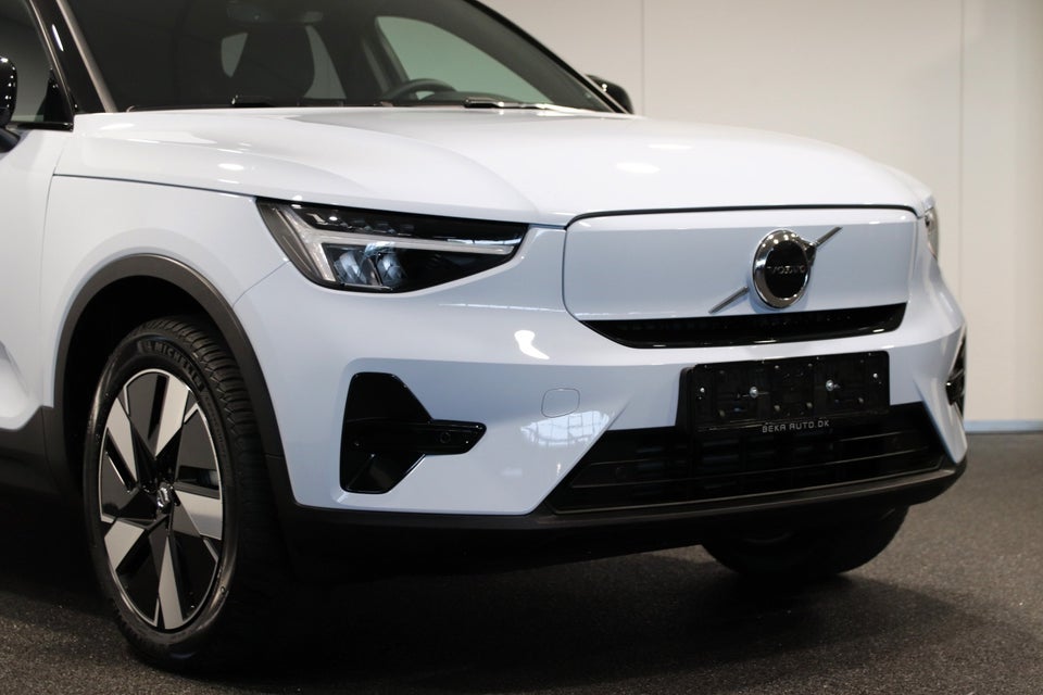 Volvo XC40 ReCharge Extended Range Plus 5d