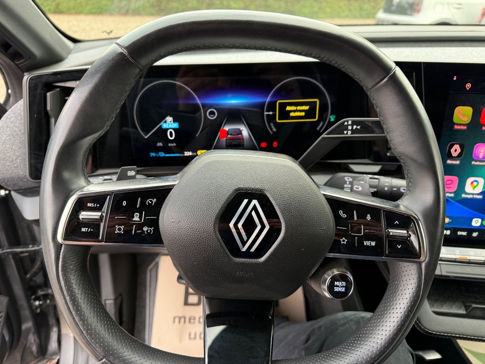 Renault Megane E-Tech 60 Techno 5d