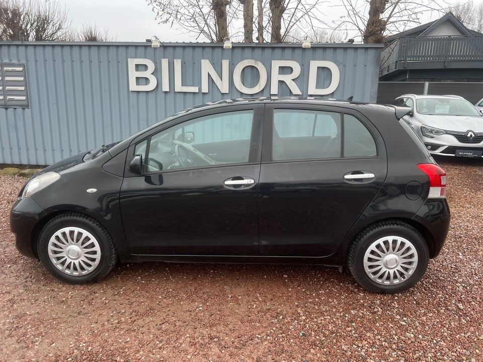 Toyota Yaris 1,3 TX 5d