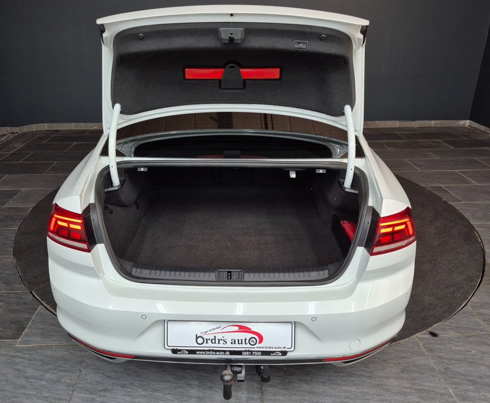 VW Passat 1,4 GTE DSG 4d