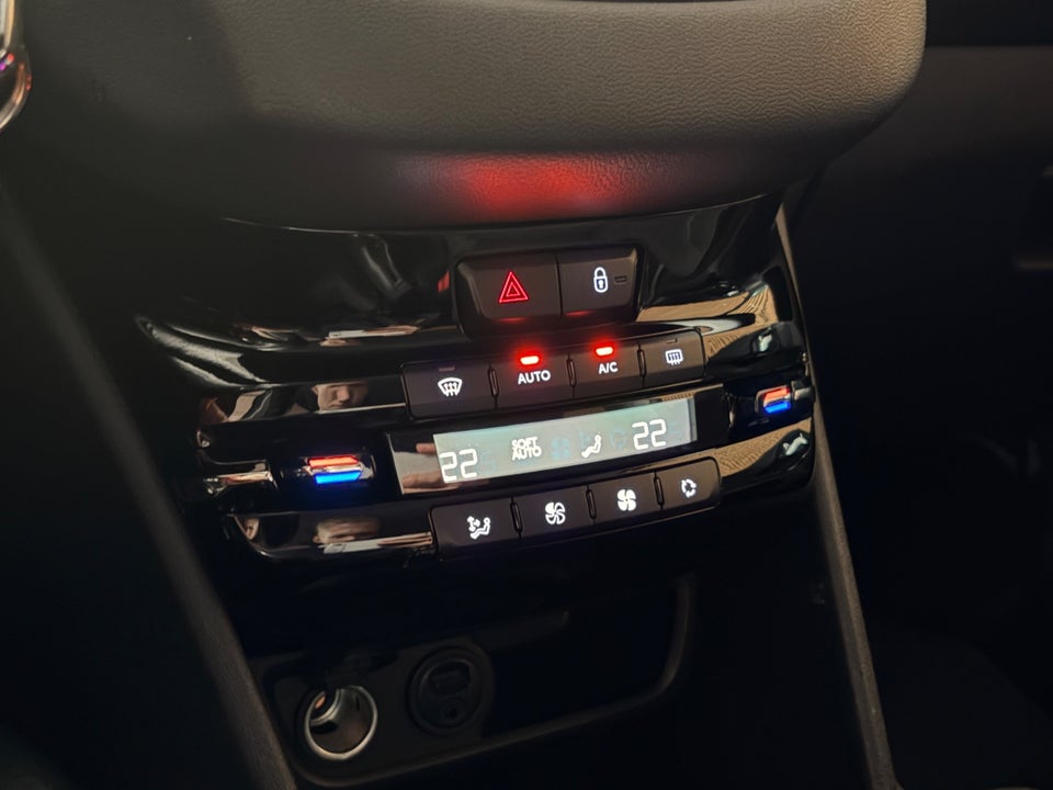 Peugeot 208 1,6 BlueHDi 100 Active 5d