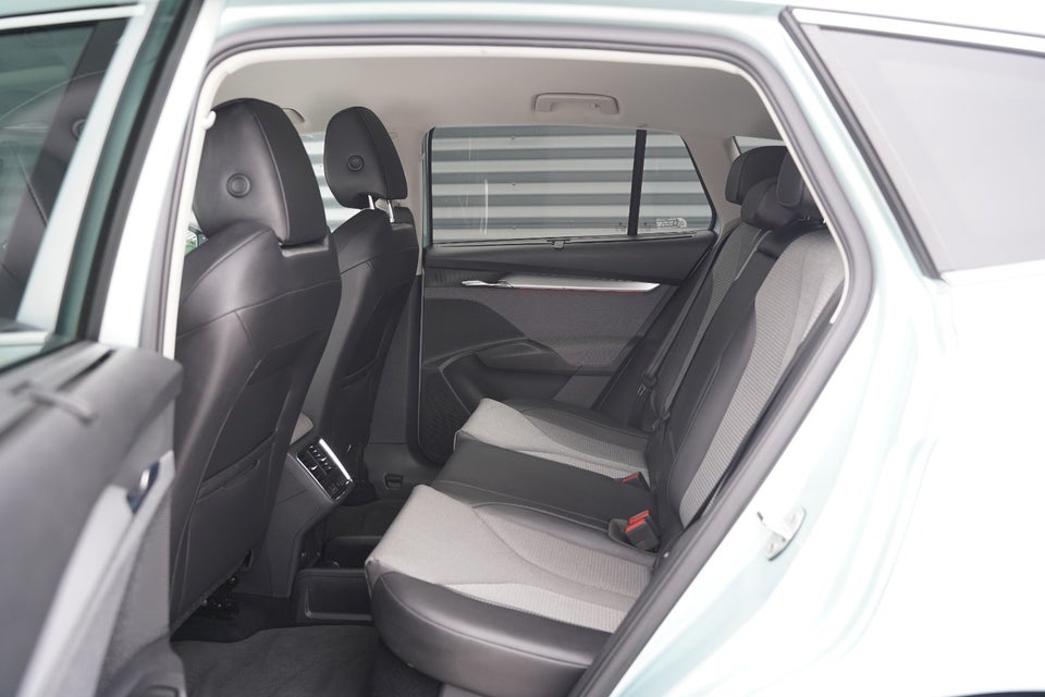 Skoda Enyaq 80 iV 5d