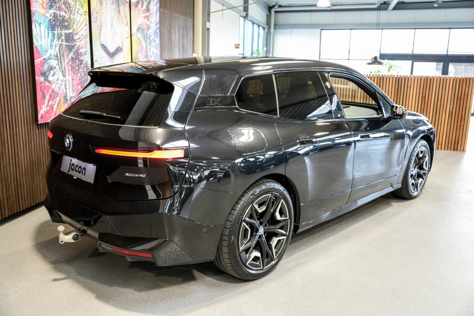 BMW iX xDrive40 Sport 5d