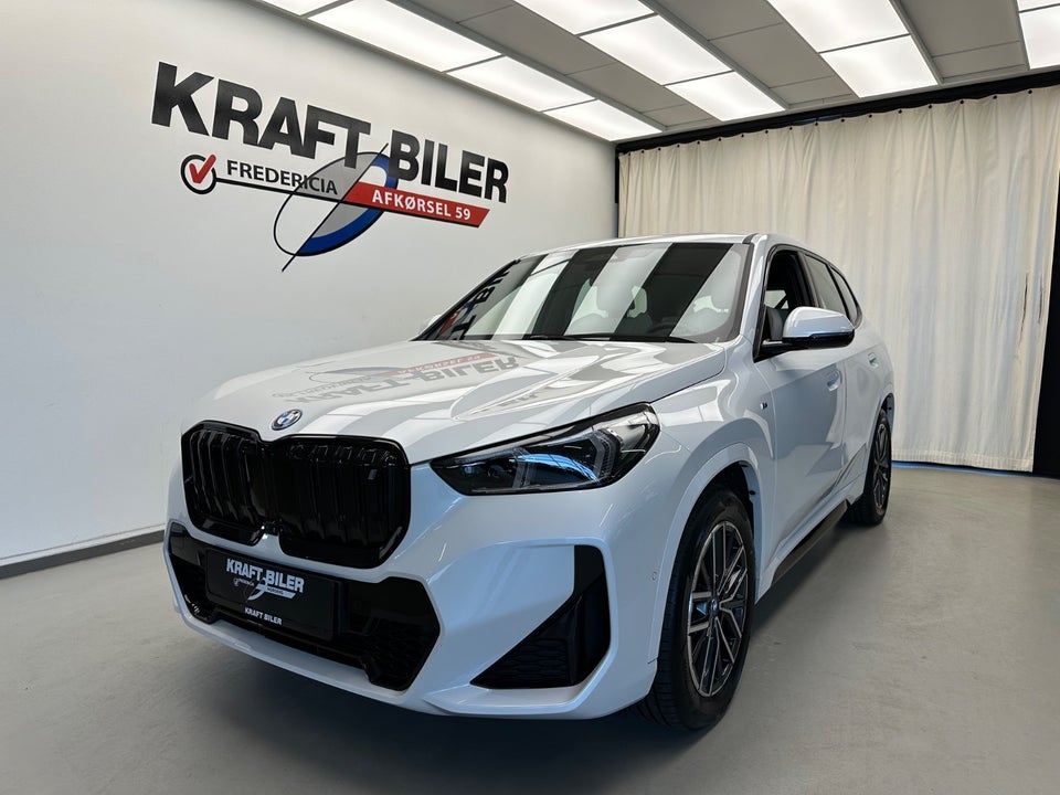 BMW iX1 xDrive30 M-Sport 5d