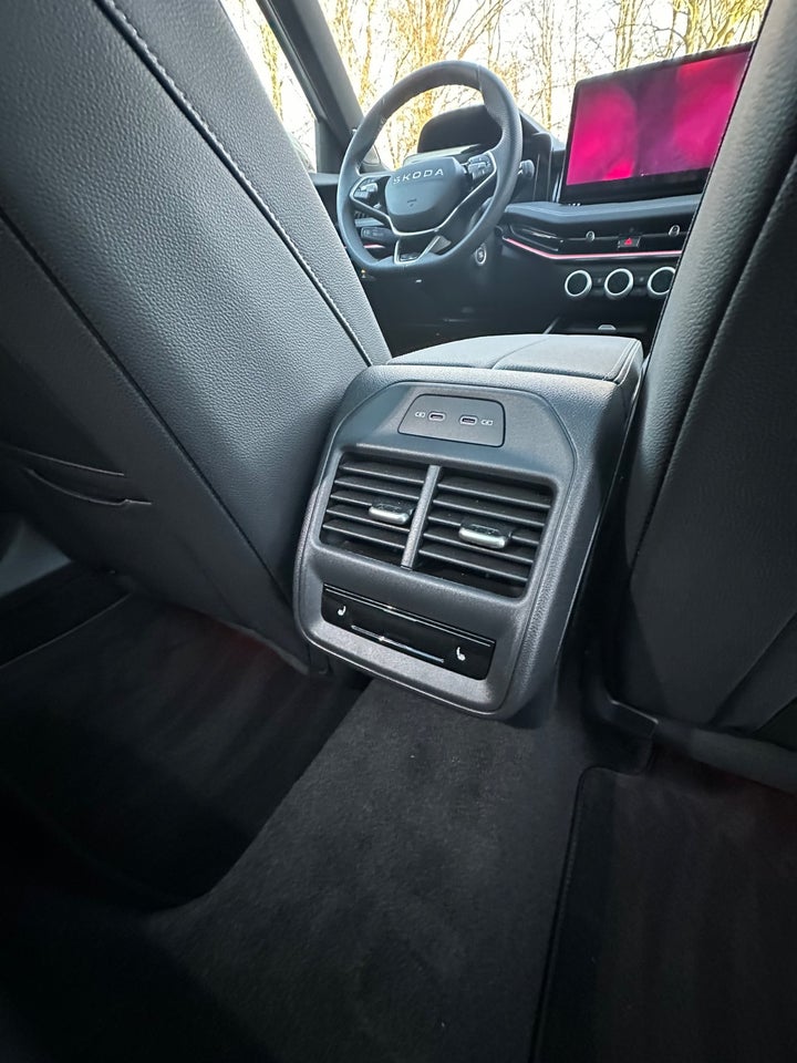 Skoda Superb 1,5 TSi iV Sportline Combi DSG 5d