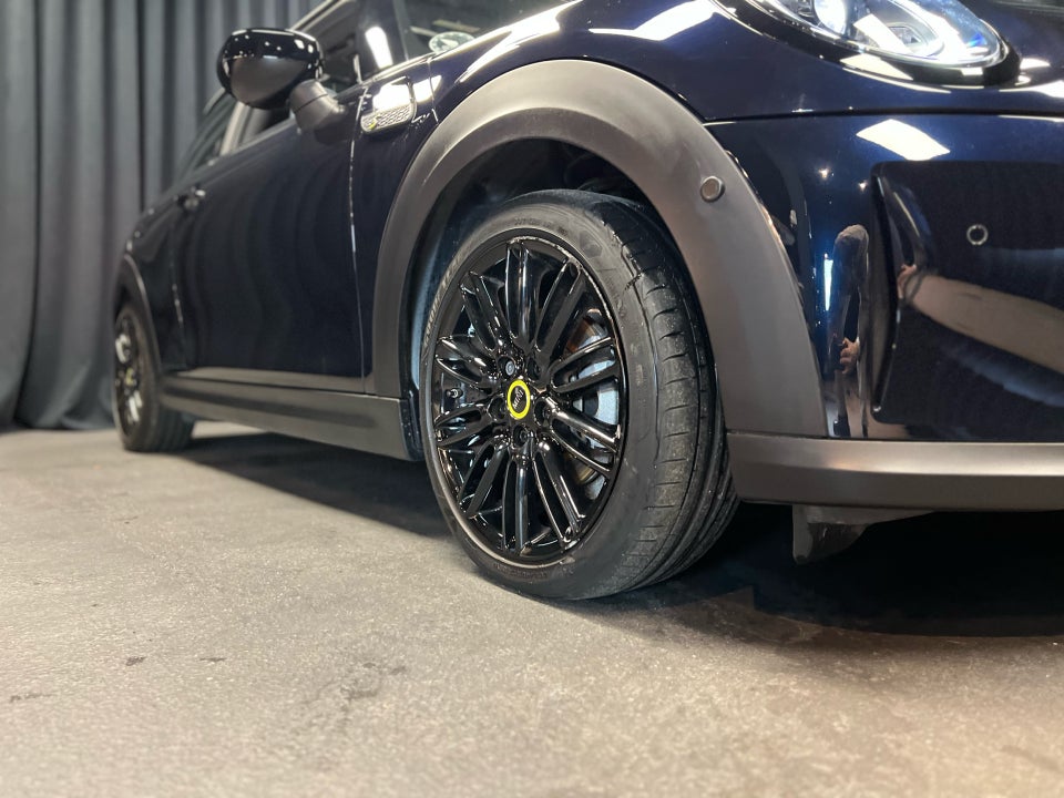 MINI Cooper SE Yours Trim 3d