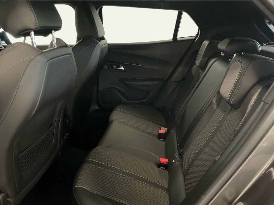 Peugeot 2008 1,2 PureTech 130 GT EAT8 5d