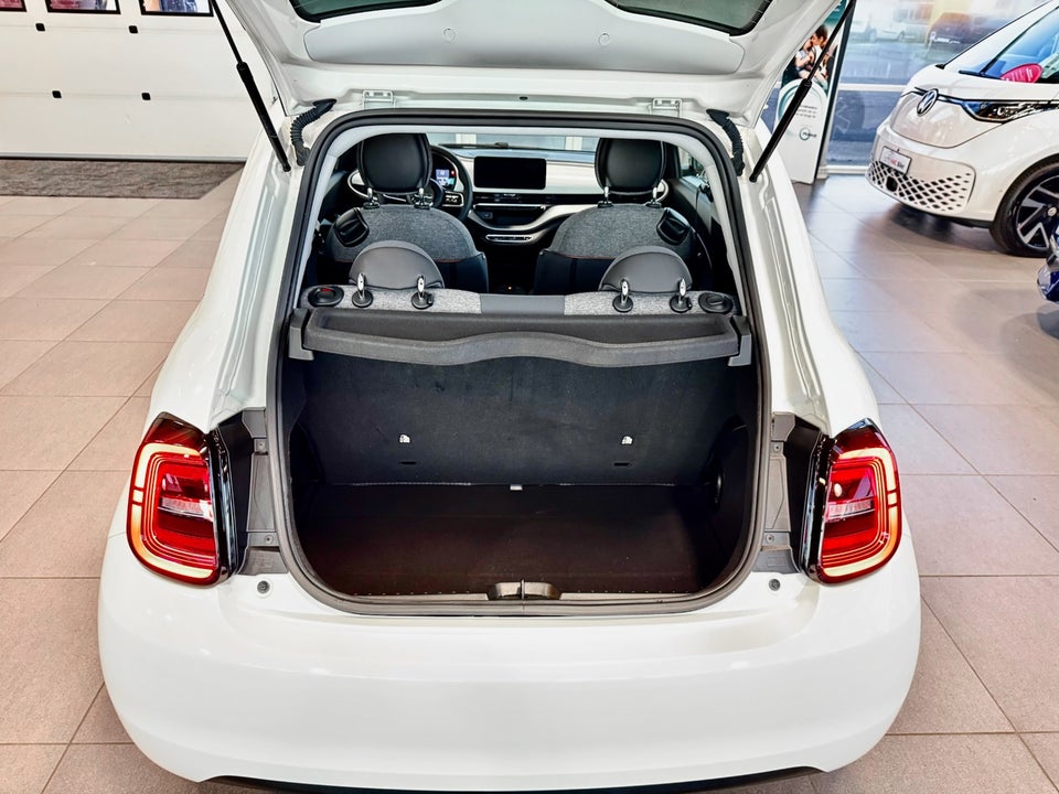 Fiat 500e 24 Icon 3d