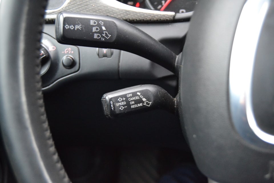 Audi A4 2,0 TDi 143 S-line Avant 5d