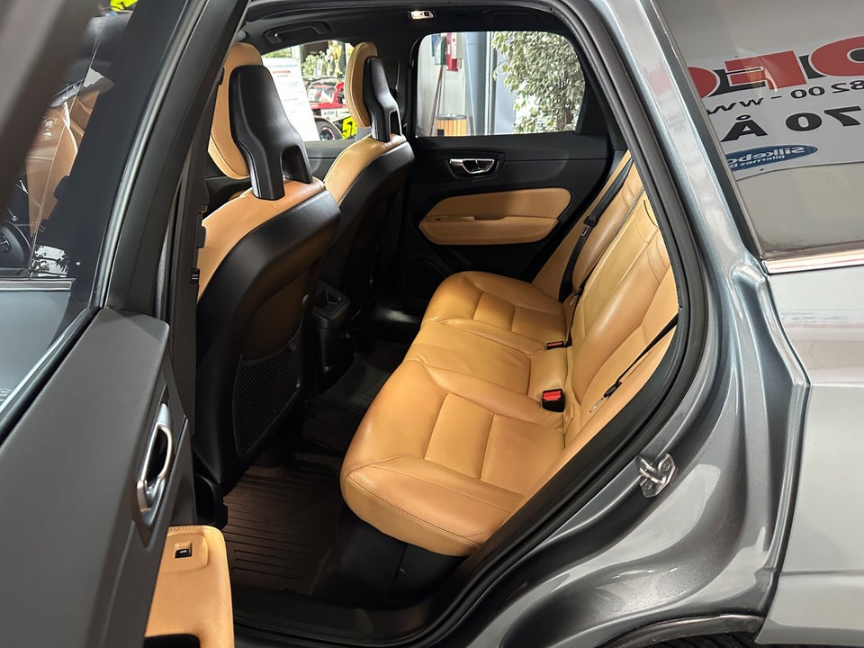 Volvo XC60 2,0 T8 407 Inscription aut. AWD 5d