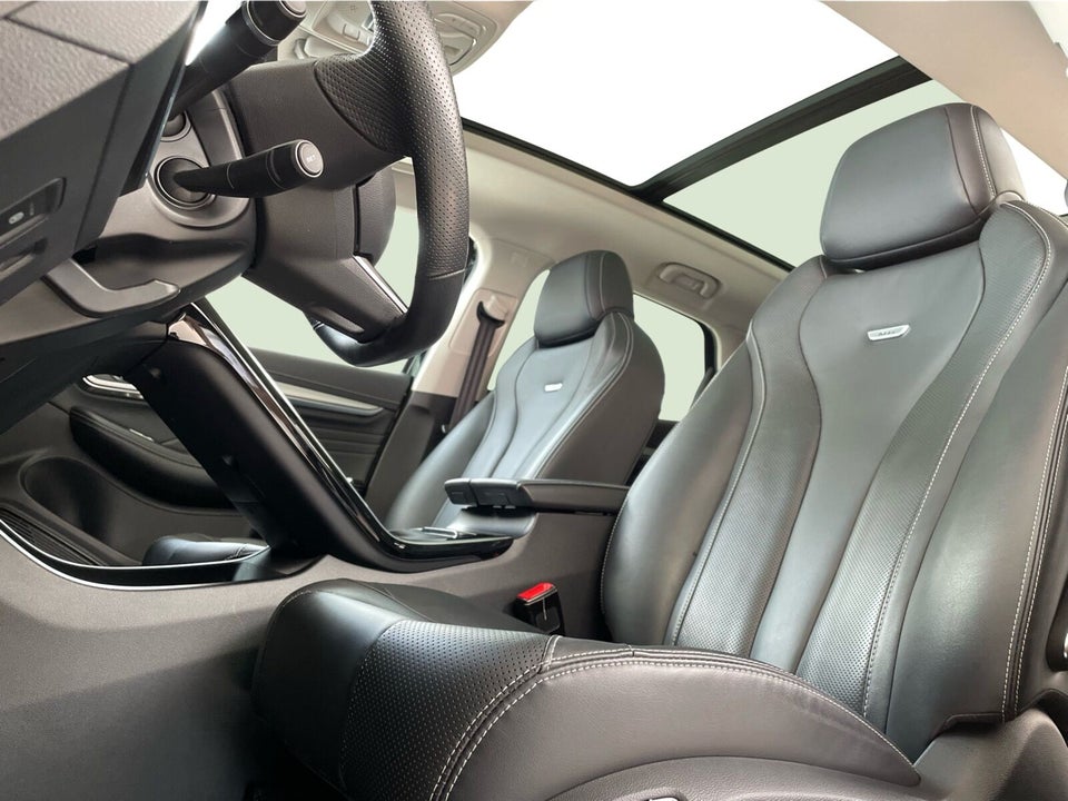 MG Marvel R Luxury 5d