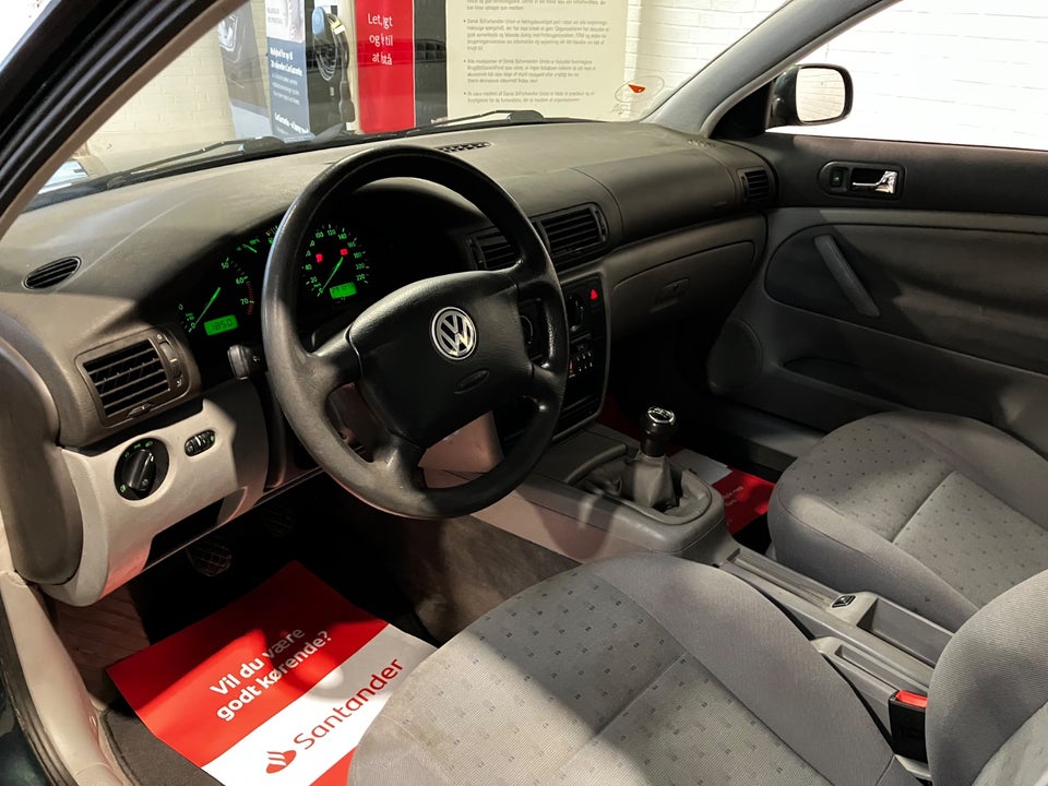 VW Passat 1,6 Variant 5d