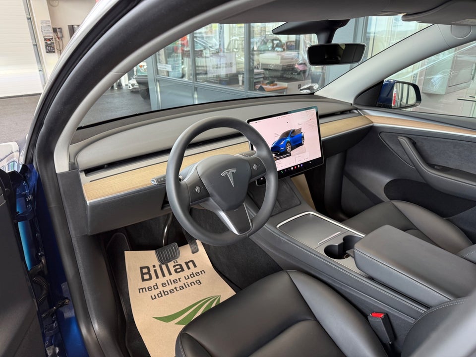 Tesla Model Y RWD 5d